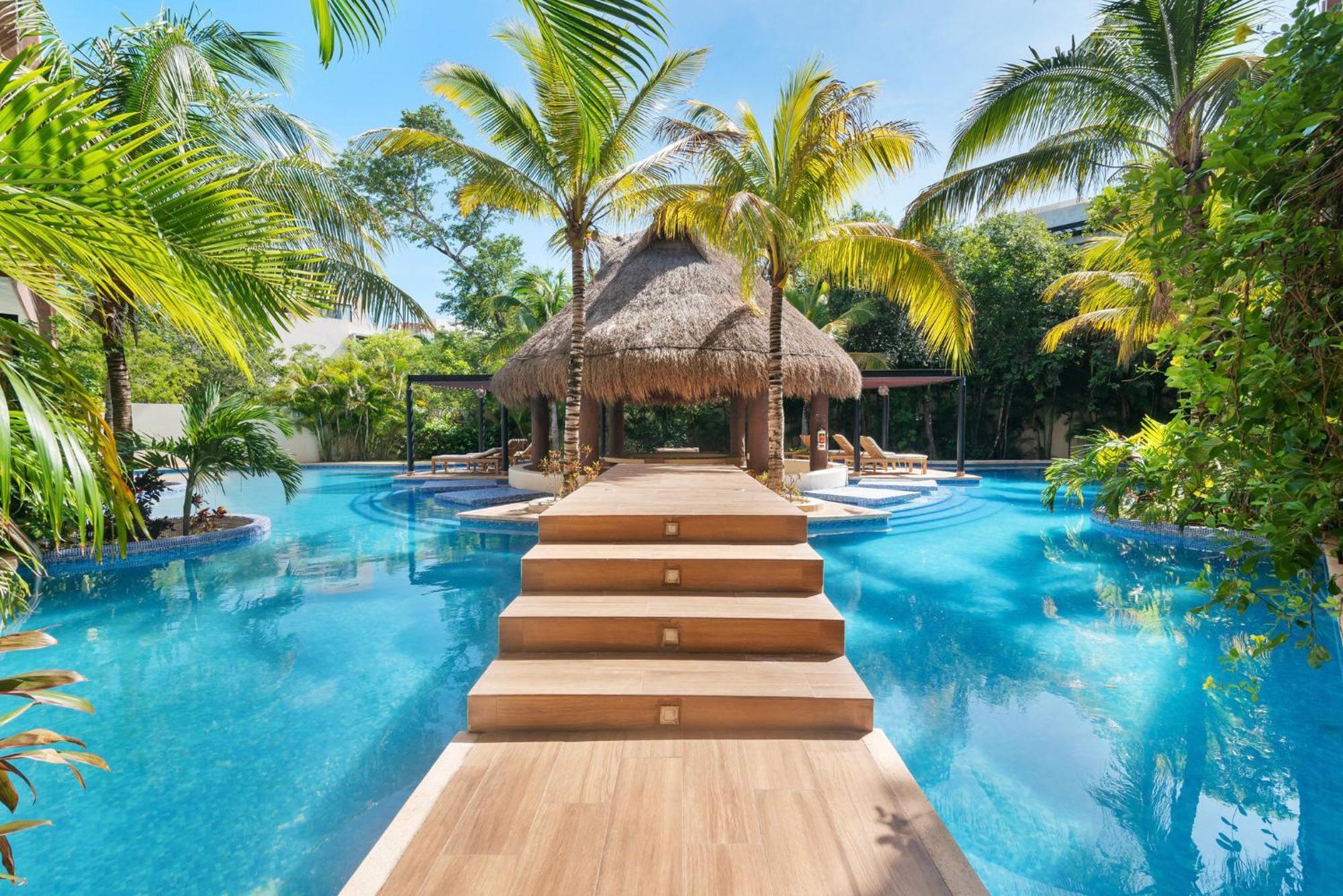 トゥルムLuxurious Penthouse With Jungle View & Private Poolアパートメント エクステリア 写真